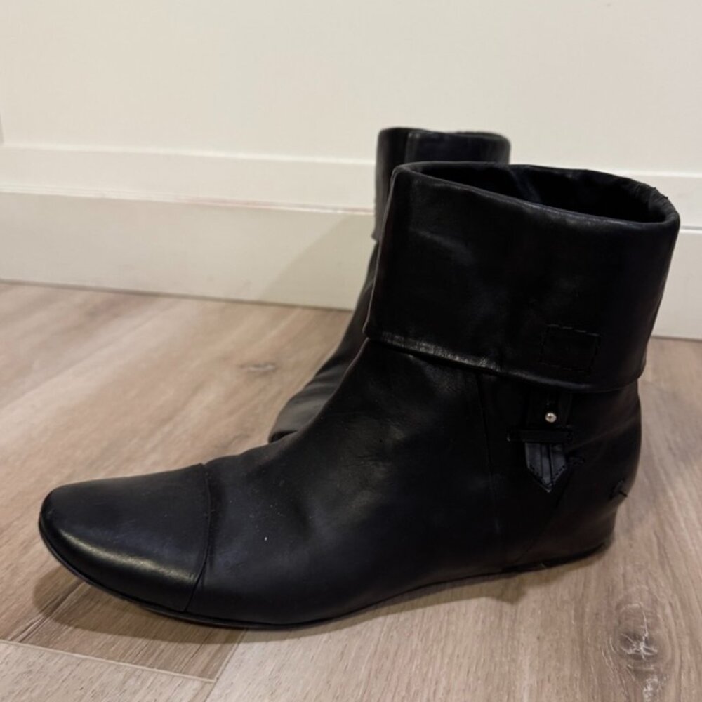 Costume National Super Soft Leather Bootie Flats